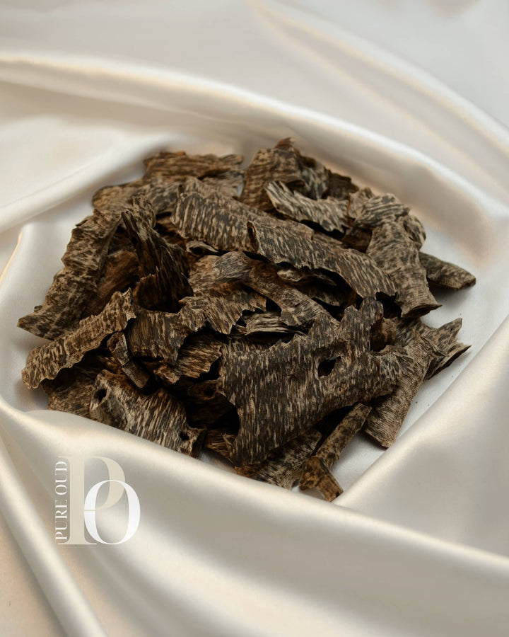 Black Nail Ant Oud Agarwood - Pure Oud Scent
